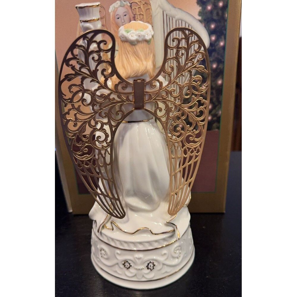 DILLARD'S CHRISTMAS PORCELAIN ANGEL GOLD WINGED MUSICAL‎ HARP RARE - Picture 3 of 4